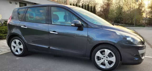 RENAULT Scenic TCe 130 Dynamique