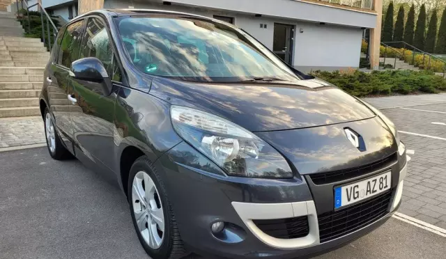 RENAULT Scenic TCe 130 Dynamique