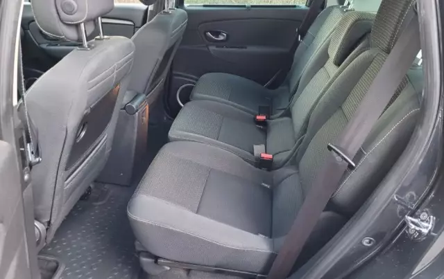 RENAULT Scenic TCe 130 Dynamique