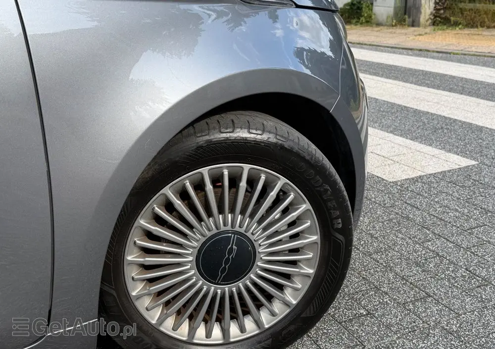 FIAT 500e 42kWh
