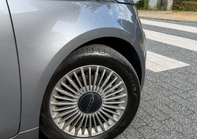 FIAT 500e 42kWh
