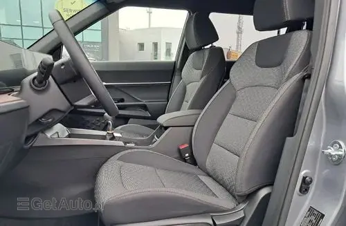 SSANGYONG/KGM Torres 