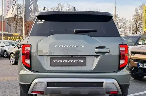 SSANGYONG/KGM Torres 