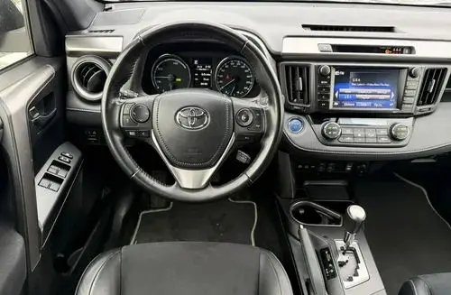 TOYOTA Rav 4 