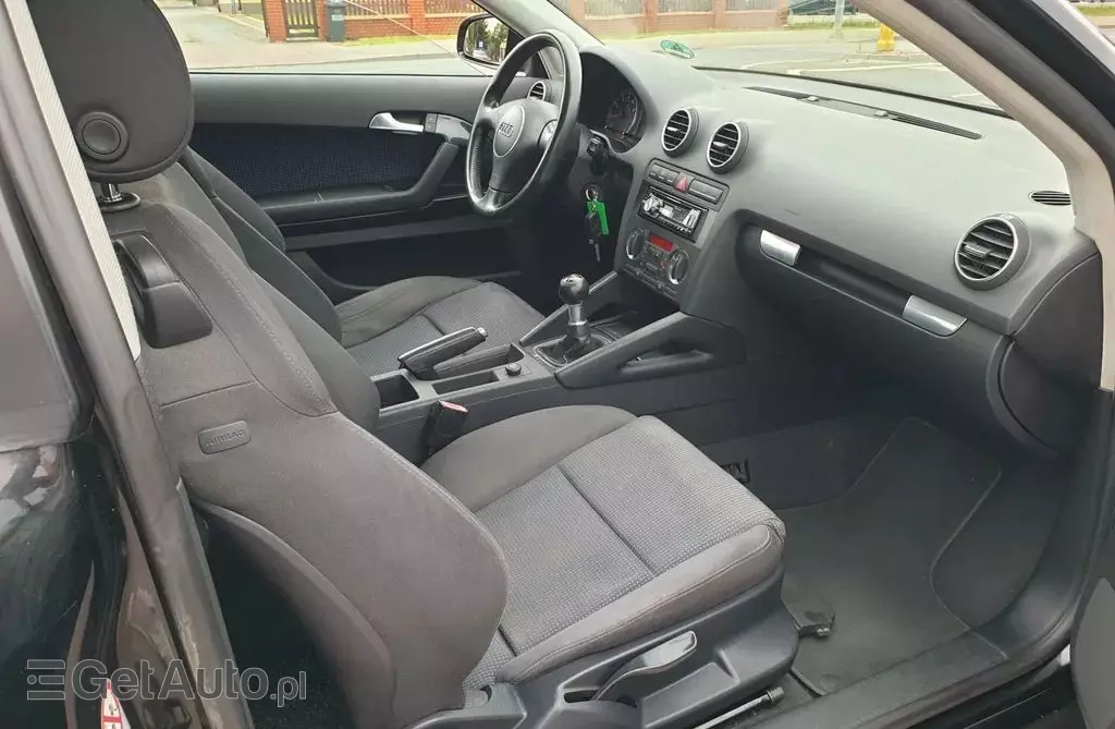 AUDI A3 