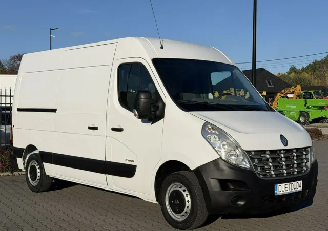 RENAULT Master 