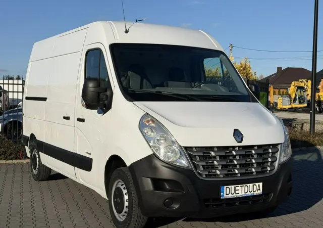 RENAULT Master 