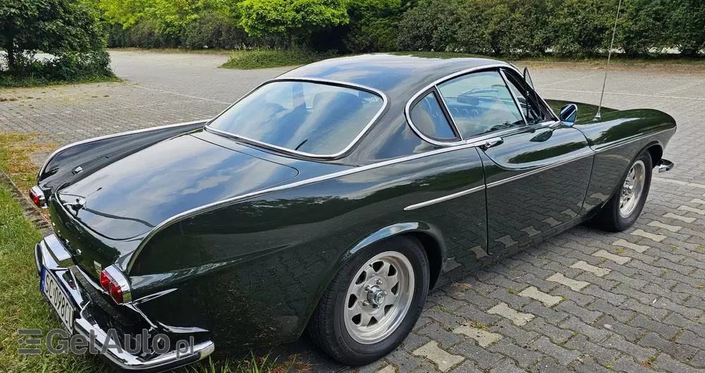 VOLVO P1800 