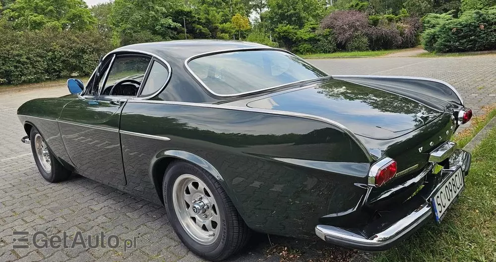 VOLVO P1800 