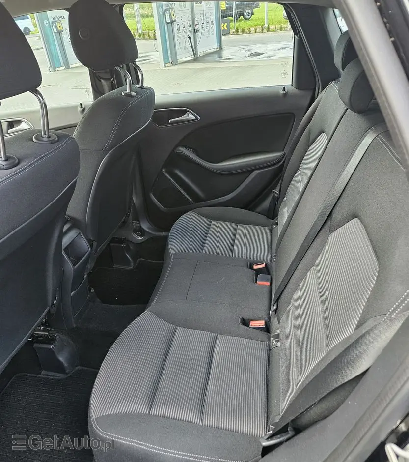 MERCEDES-BENZ Klasa B 180 CDI 7G-DCT