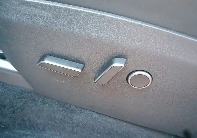TESLA Model Y Long Range RWD