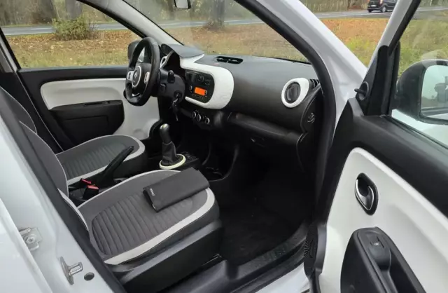 RENAULT Twingo 
