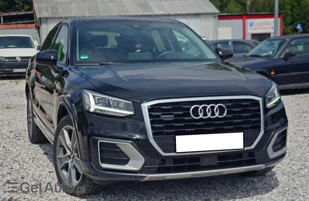 AUDI Q2 