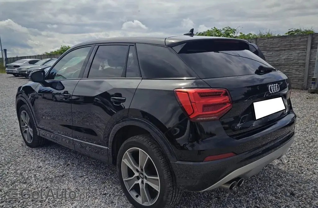 AUDI Q2 