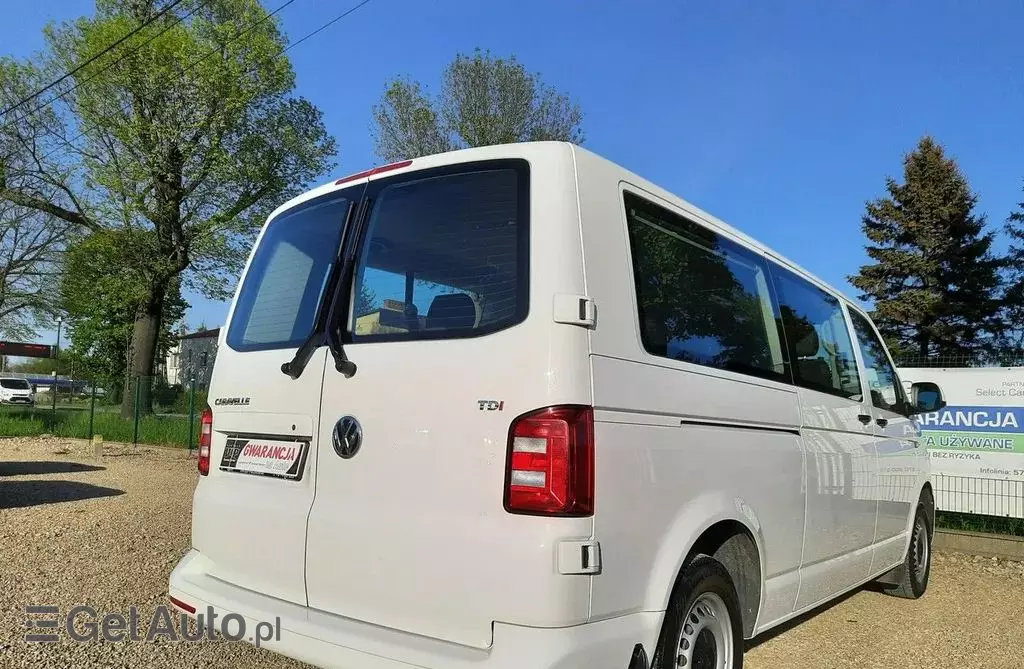 VOLKSWAGEN Caravelle 