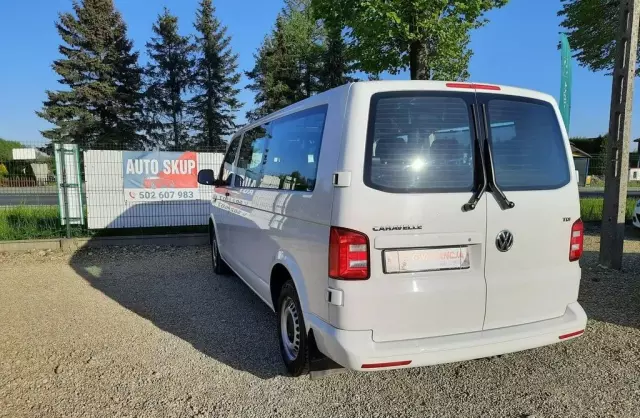 VOLKSWAGEN Caravelle 