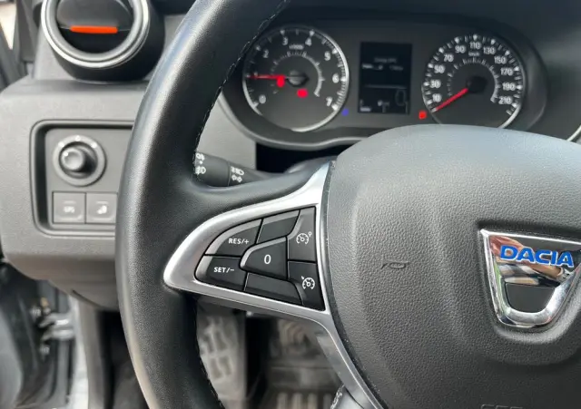DACIA Duster 1.0 TCe Prestige