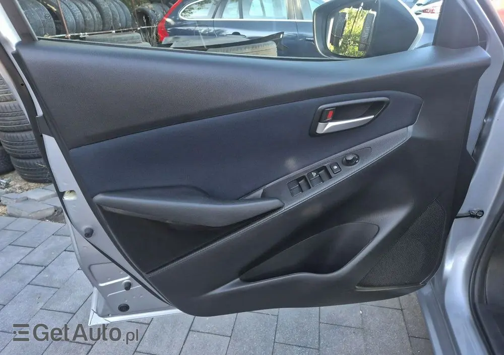 MAZDA 2 SKYACTIV-G 90 Nakama