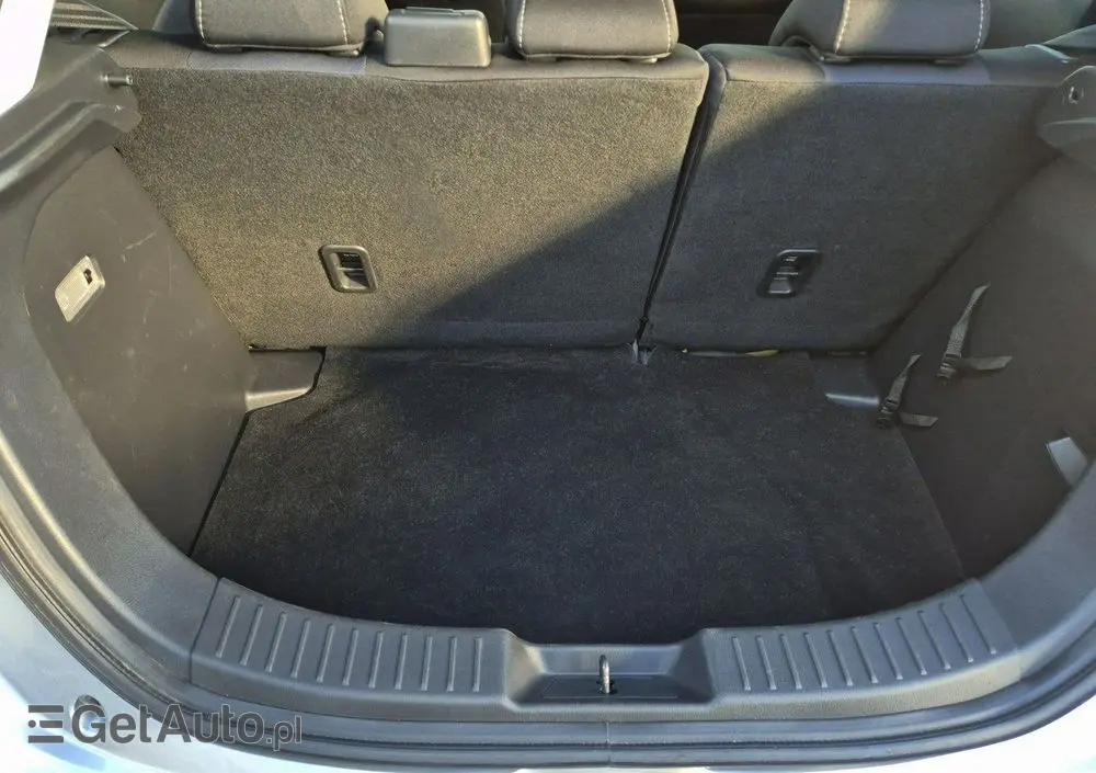 MAZDA 2 SKYACTIV-G 90 Nakama