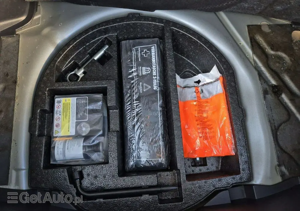 MAZDA 2 SKYACTIV-G 90 Nakama