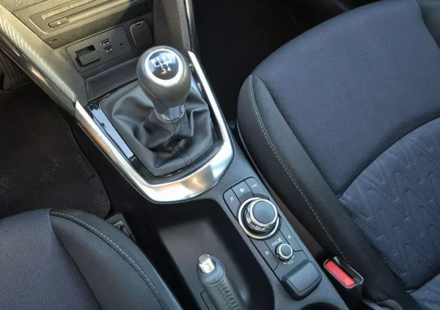 MAZDA 2 SKYACTIV-G 90 Nakama