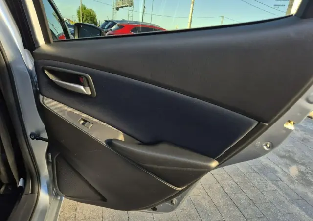 MAZDA 2 SKYACTIV-G 90 Nakama