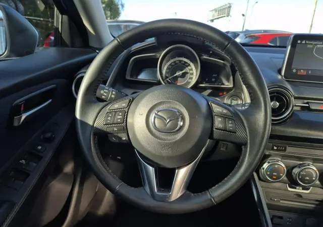 MAZDA 2 SKYACTIV-G 90 Nakama