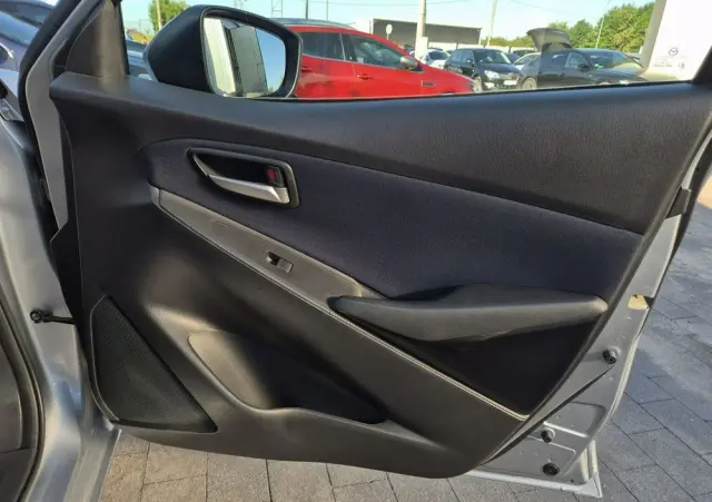 MAZDA 2 SKYACTIV-G 90 Nakama