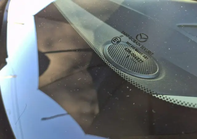 MAZDA 2 SKYACTIV-G 90 Nakama