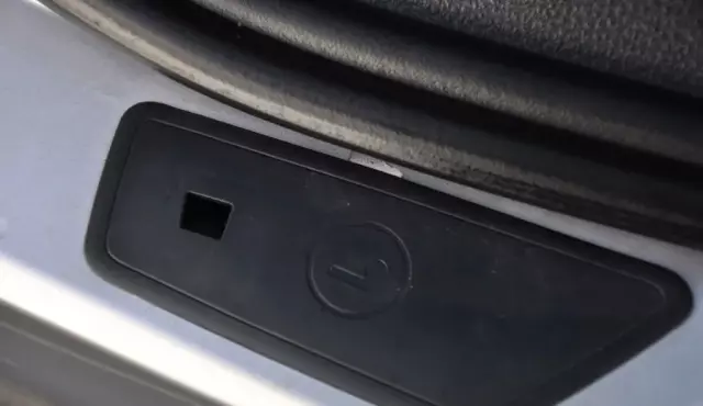 VOLKSWAGEN Tiguan 1.4 TSI (122 KM)