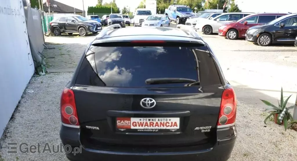 TOYOTA Avensis 