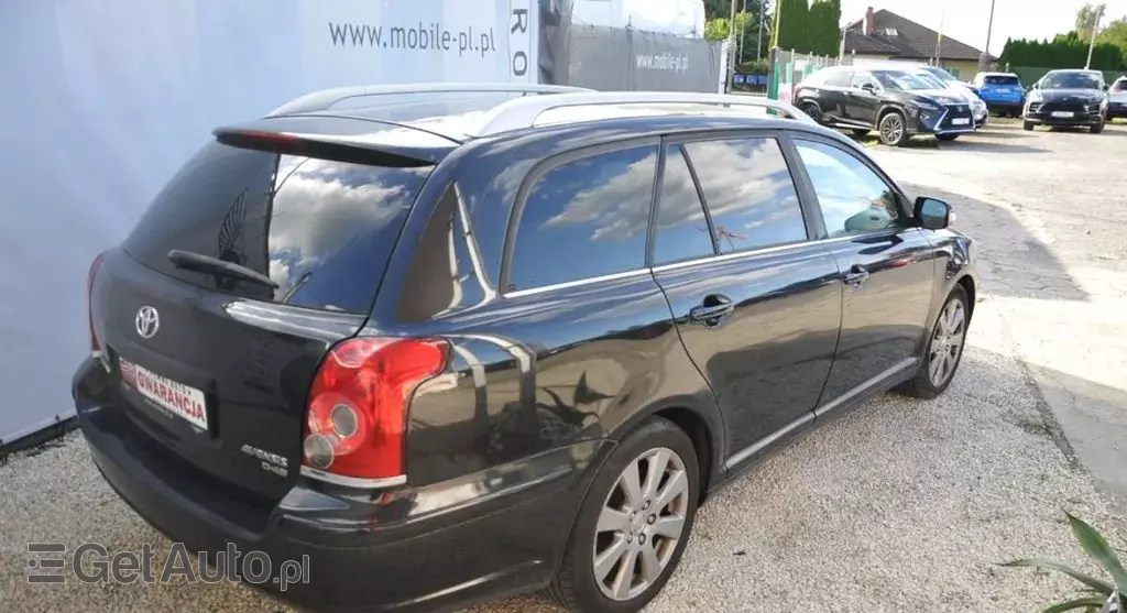TOYOTA Avensis 