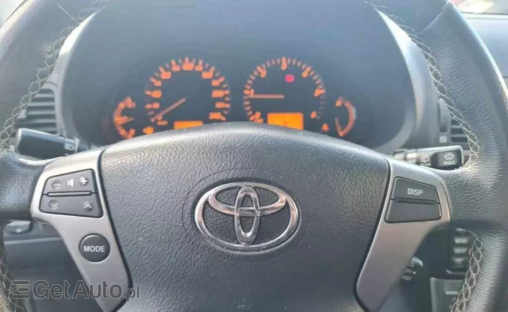 TOYOTA Avensis 