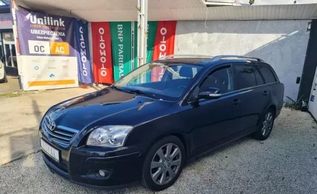 TOYOTA Avensis 