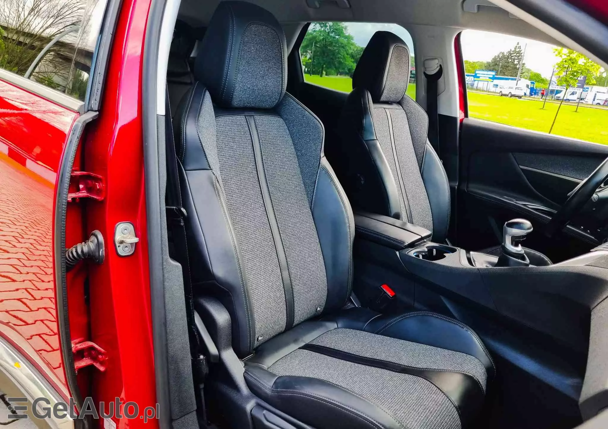 PEUGEOT 3008 1.5 BlueHDi Allure S&S