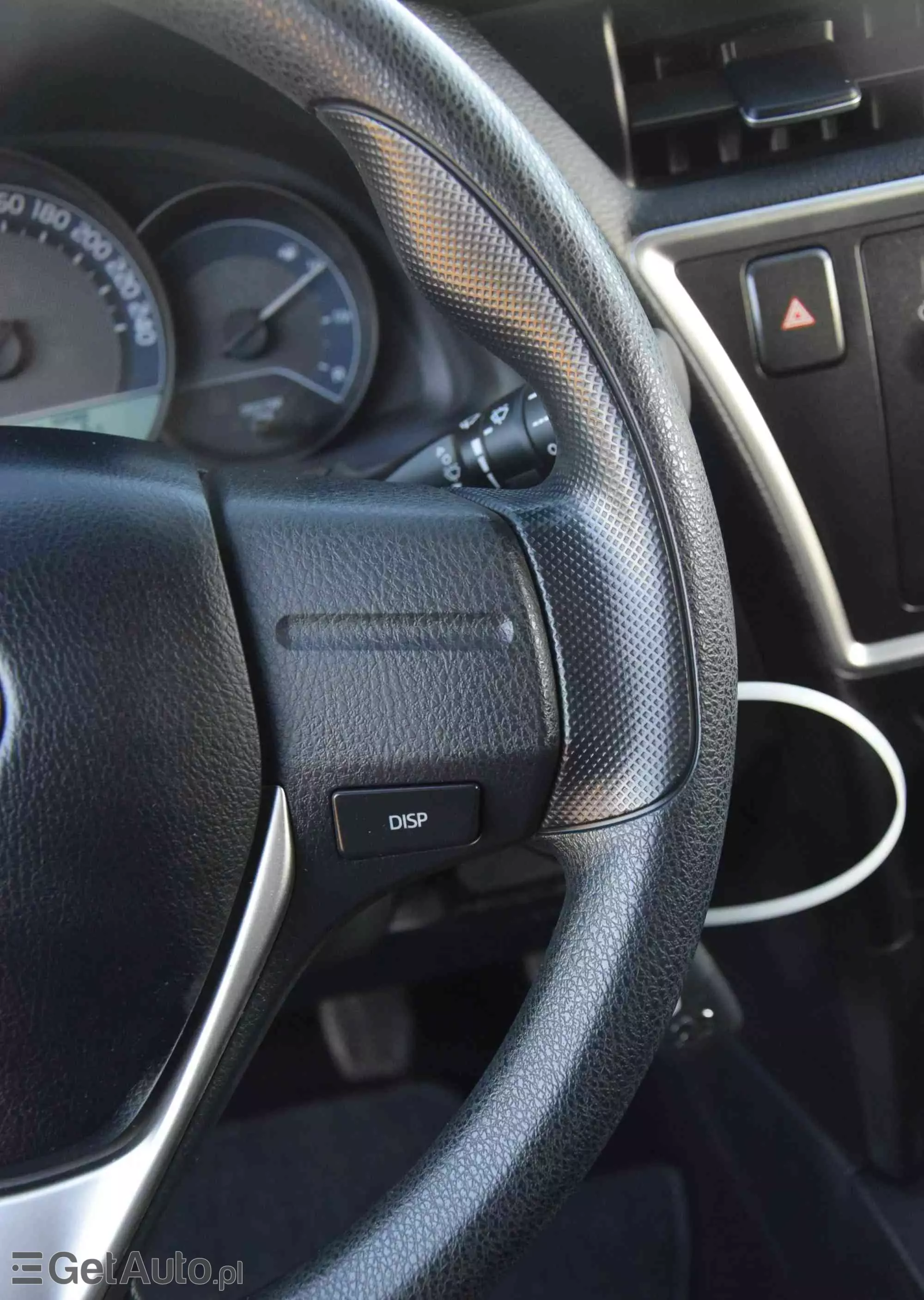 TOYOTA Auris 1.33 Dual-VVT-i Cool