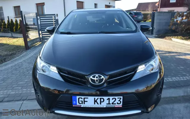TOYOTA Auris 1.33 Dual-VVT-i Cool