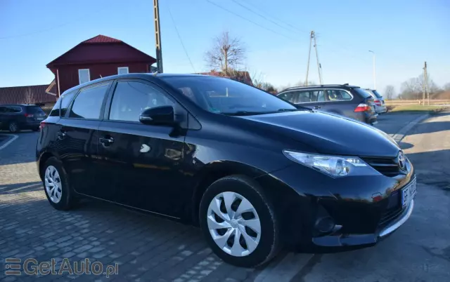 TOYOTA Auris 1.33 Dual-VVT-i Cool