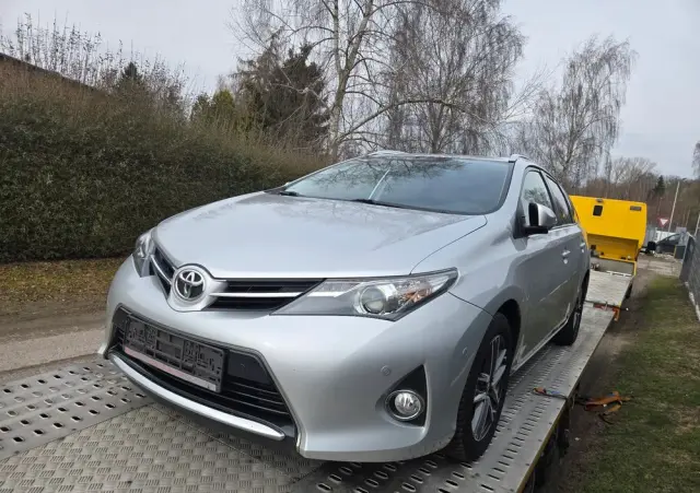 TOYOTA Auris 1.6 Valvematic Executive