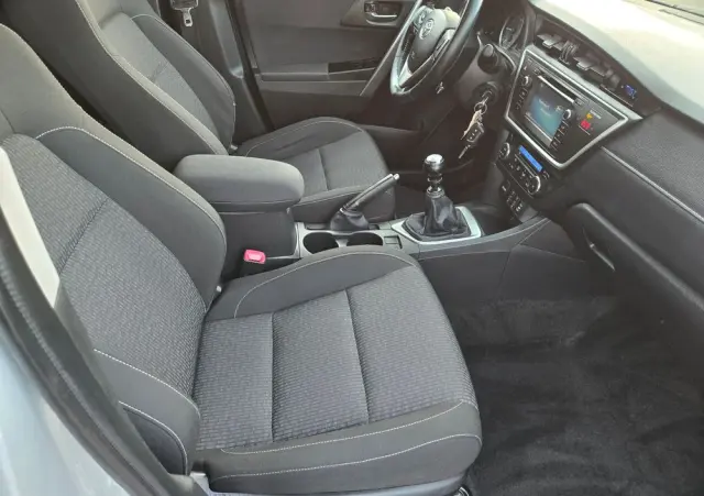 TOYOTA Auris 1.6 Valvematic Executive