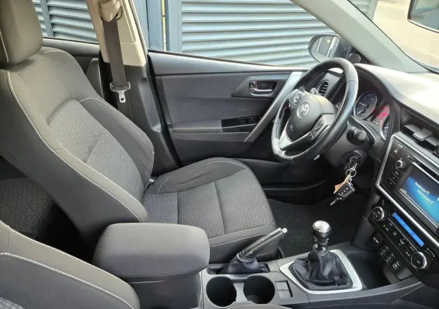 TOYOTA Auris 1.6 Valvematic Executive