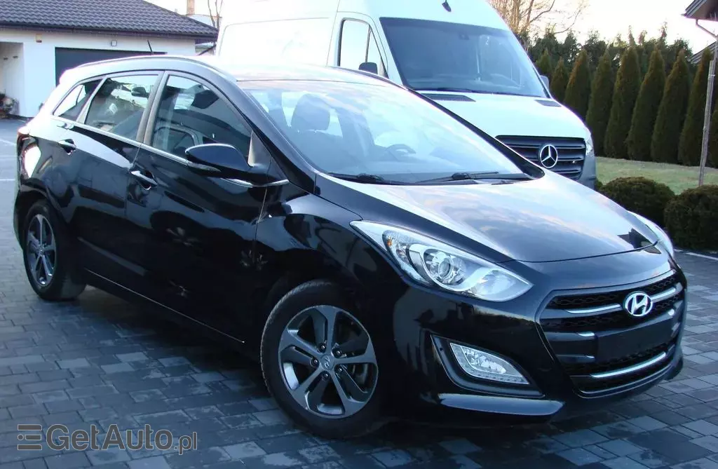 HYUNDAI I30 1.4 (109 KM)