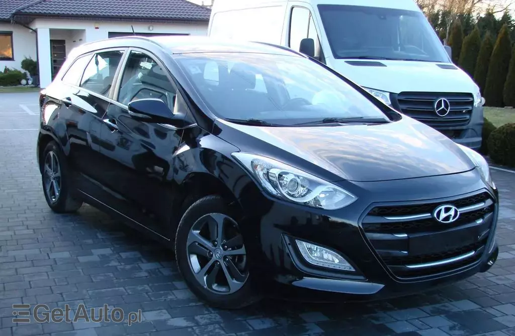 HYUNDAI I30 1.4 (109 KM)