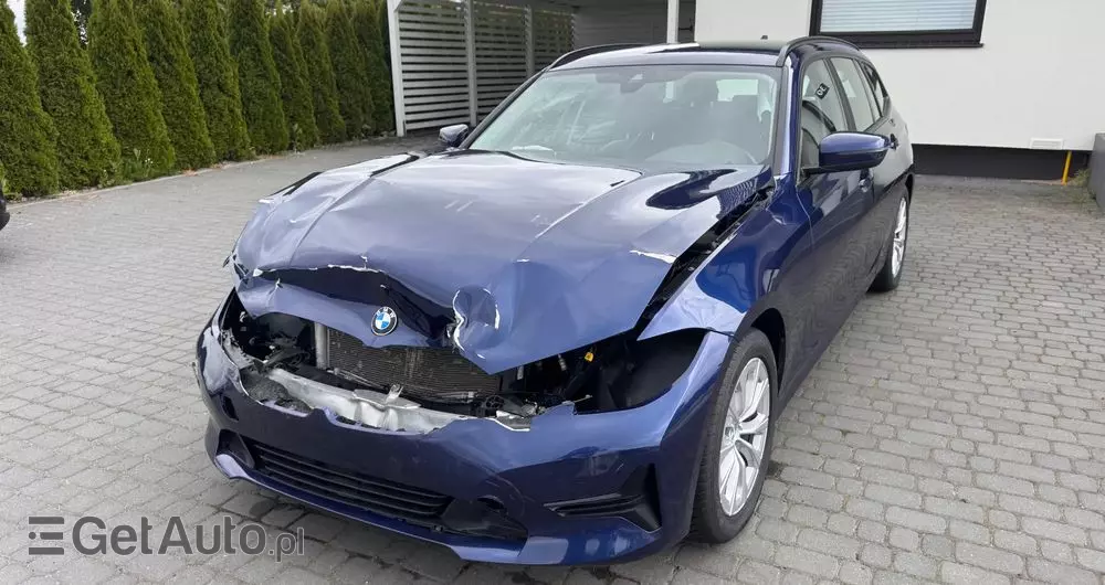 BMW Seria 3 320i GPF Advantage sport
