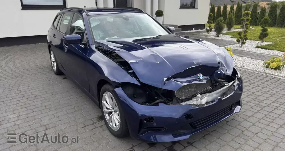 BMW Seria 3 320i GPF Advantage sport