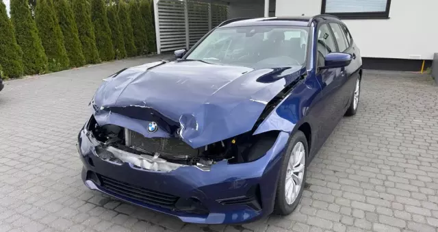 BMW Seria 3 320i GPF Advantage sport