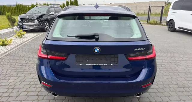 BMW Seria 3 320i GPF Advantage sport