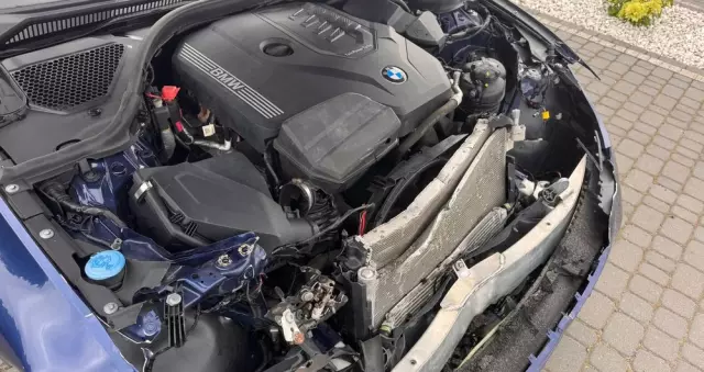 BMW Seria 3 320i GPF Advantage sport