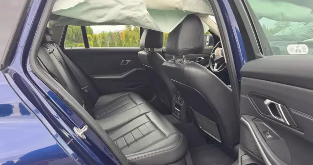 BMW Seria 3 320i GPF Advantage sport