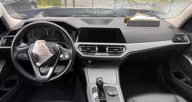 BMW Seria 3 320i GPF Advantage sport
